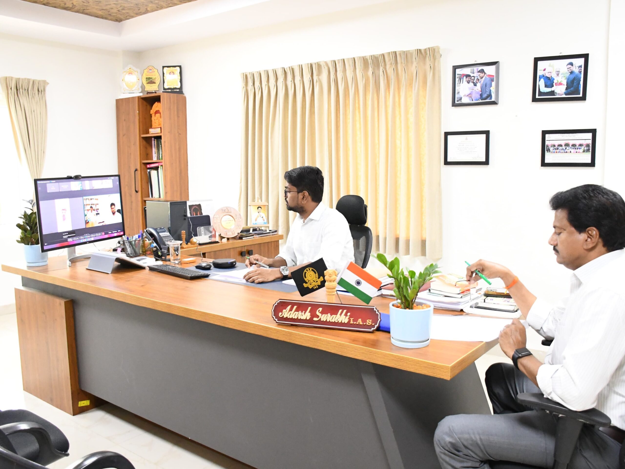 ‘ఐదు మున్సిపల్ కమిషనర్లతో వీడియో కాన్ఫరెన్స్’