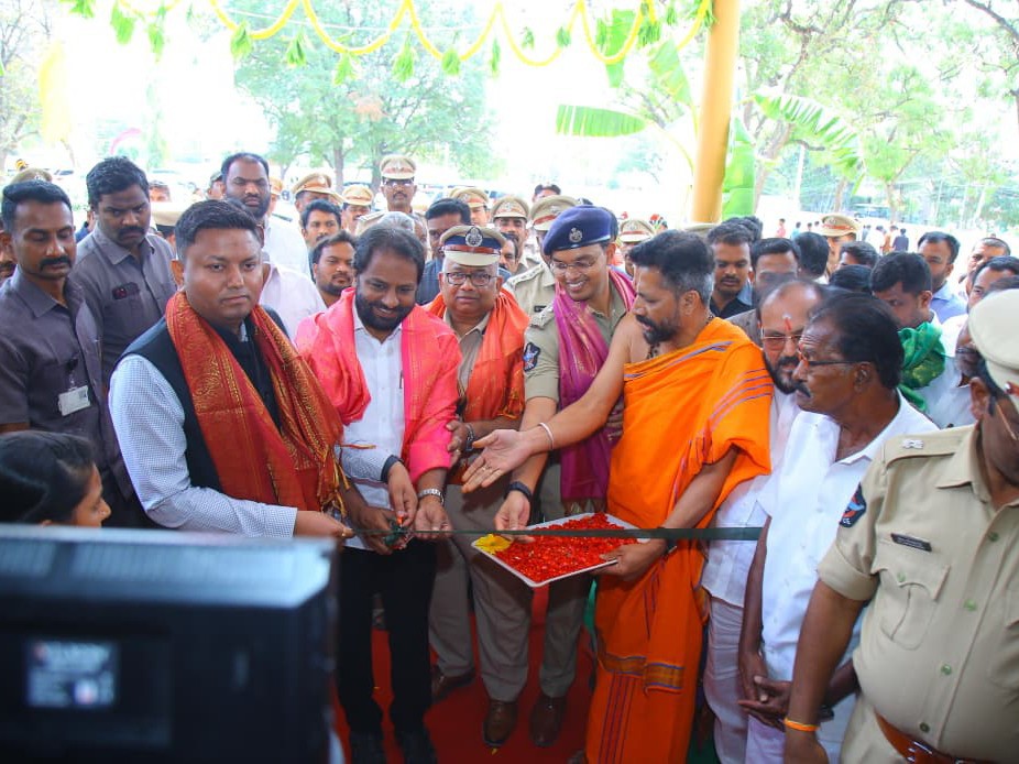 మదనపల్లిలో పోలీస్ స్టేషన్ ప్రారంభం