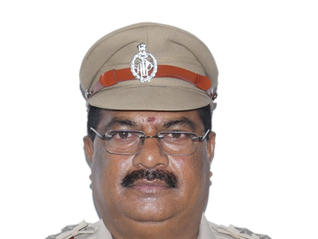 ‘అక్రమంగా మందుగుండు నిల్వ ఉంచడం నేరం’