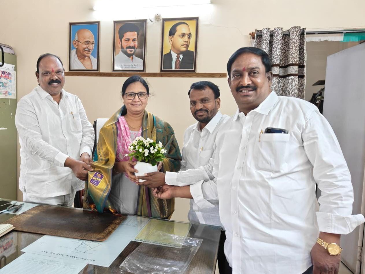 ‘ప్రజలకు అందుబాటులో ఉండి సమస్యలు తీర్చాలి’