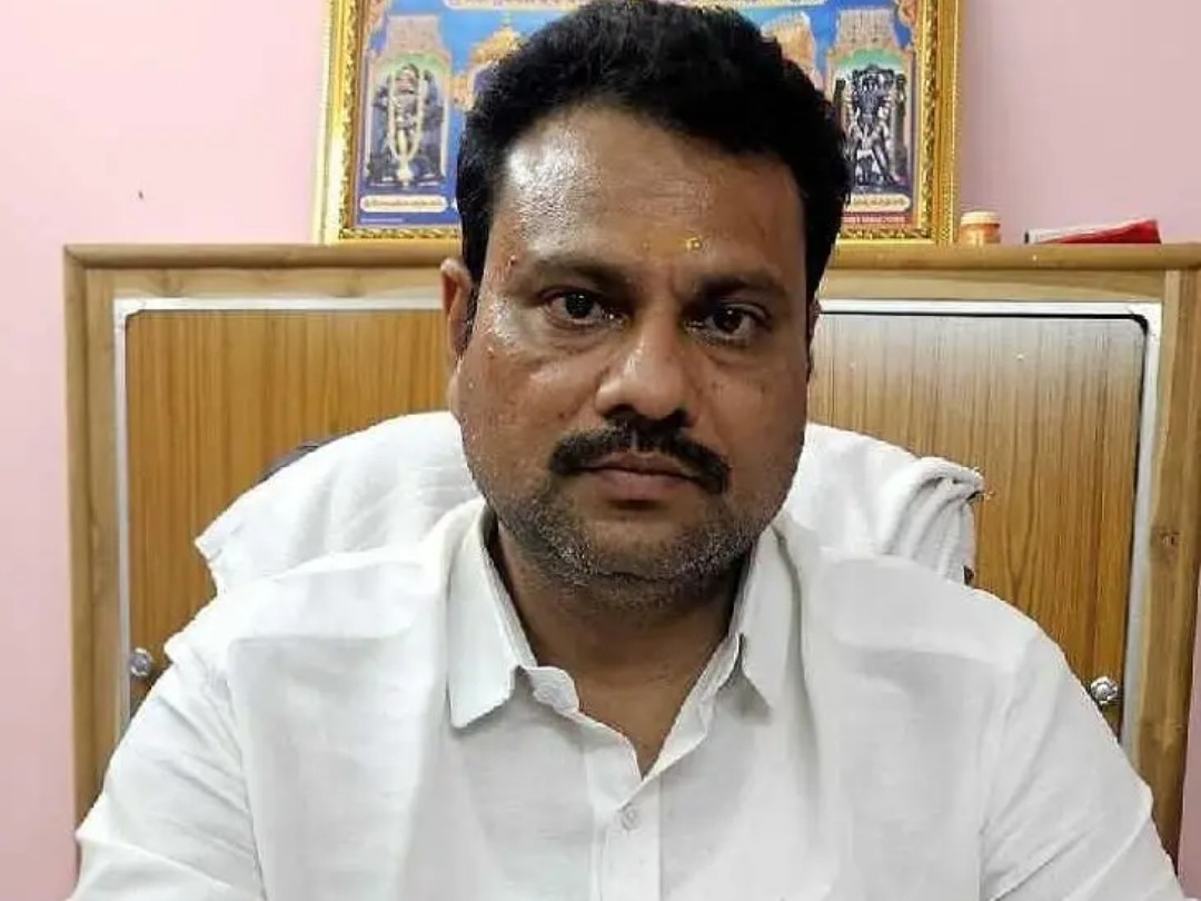 పొన్నూరులో ఉచిత అక్షరాభ్యాస కార్యక్రమం