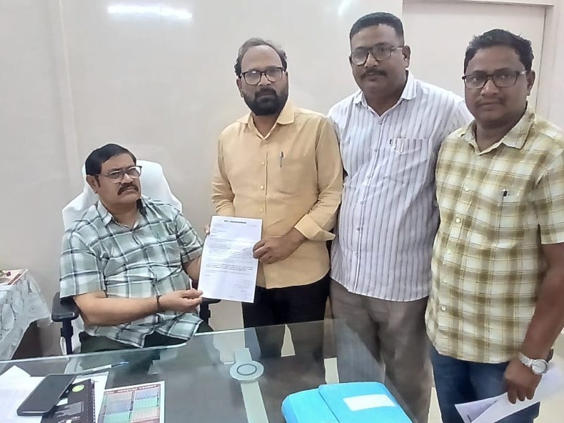 ‘ఉపాధ్యాయరాలిని ప్రభుత్వం ఆదుకోవాలి’