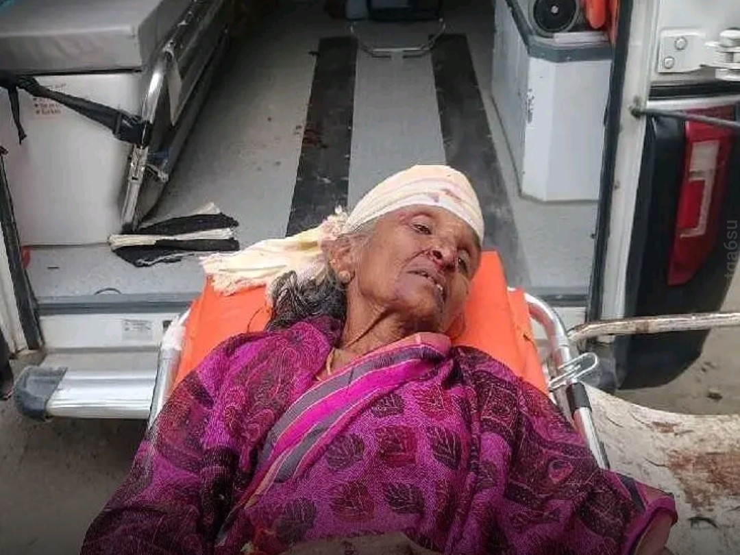 రెండు బైకులు ఢీ.. తల్లికొడుకులకు తీవ్రగాయాలు