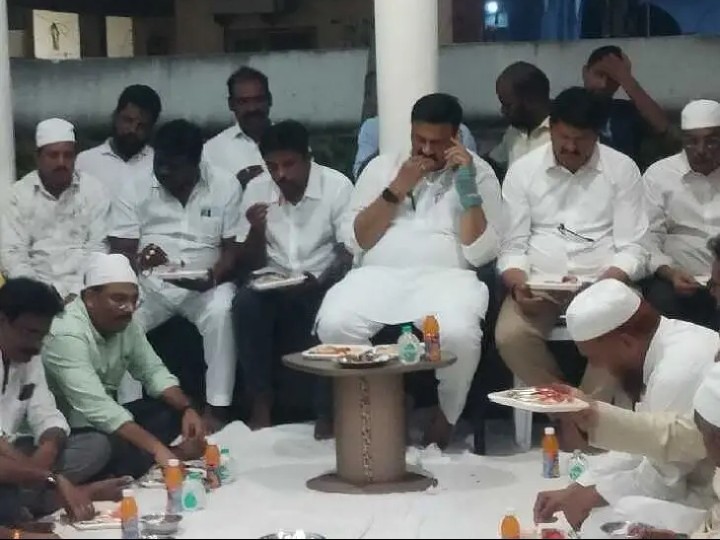 ఆకివీడులో ఇఫ్తార్ విందులో పాల్గొన్న ఎమ్మెల్యే