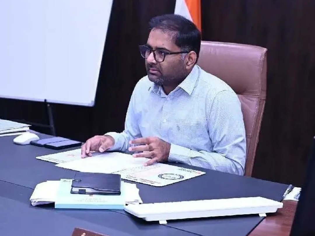 ‘ఎల్పీజీ సిలిండర్ల కొలత లేదు’