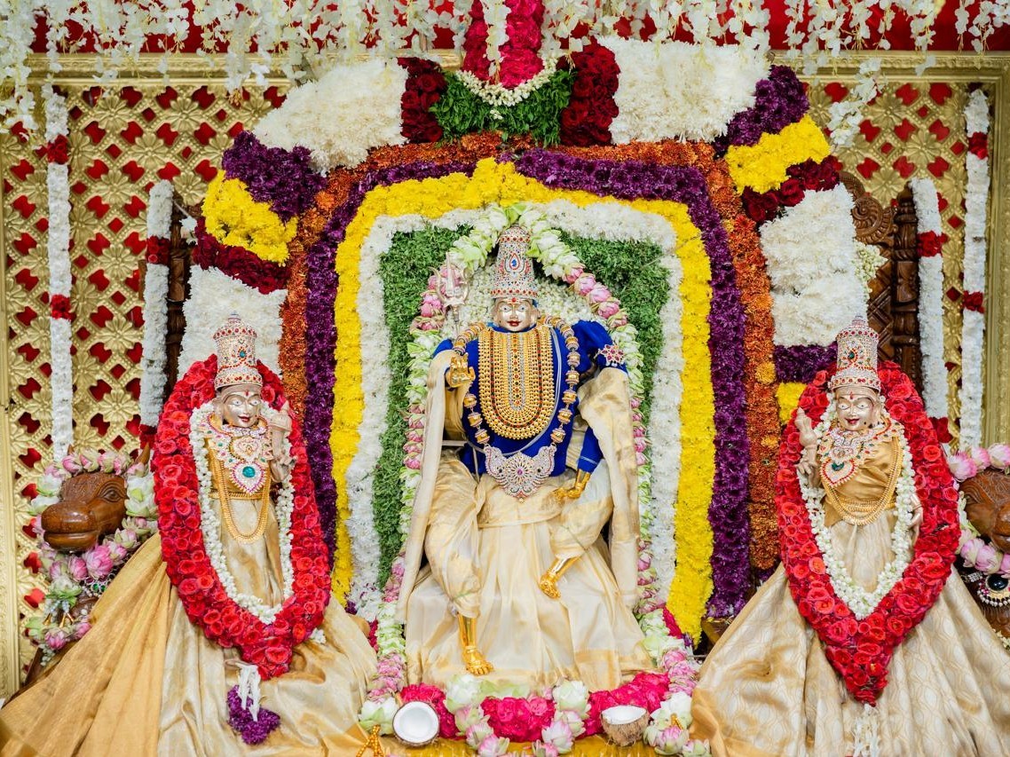 మల్లేశ్వర స్వామి దేవస్థానంలో పంచాంగ శ్రవణం నిర్వహణ