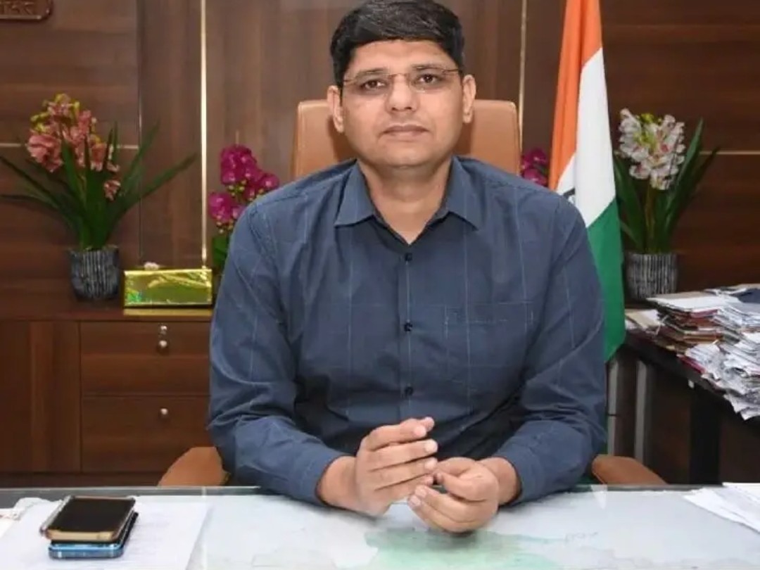 ఉగాది శుభాకాంక్షలు తెలిపిన జిల్లా కలెక్టర్