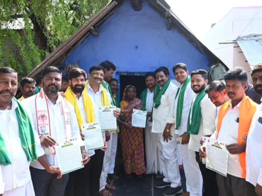 రైతులకు పథకాల అవగాహన కార్యక్రమం