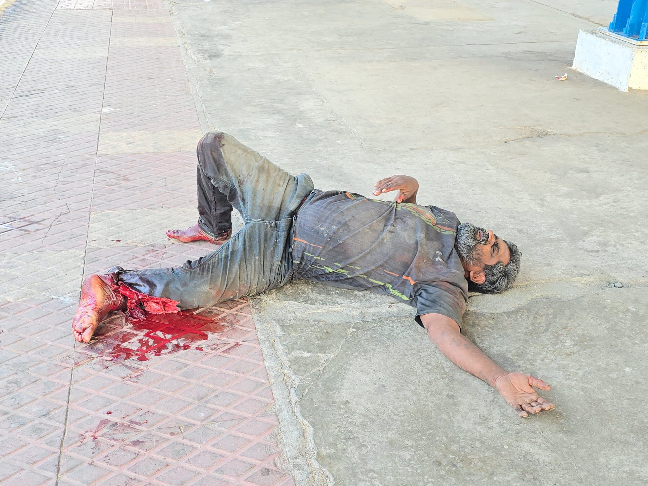 డోన్ రైల్వే స్టేషన్‌లో దారుణం