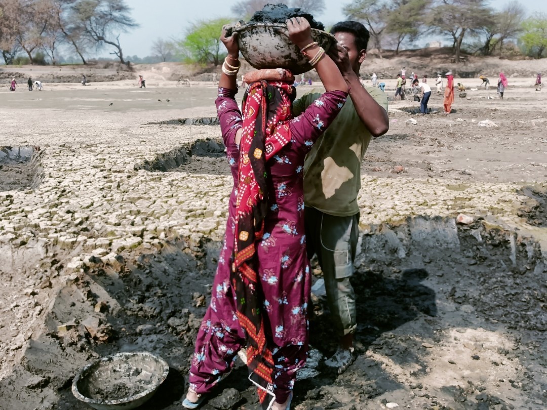 ‘ఉపాధి హామీ పనుల్లో వసతుల లోపం’