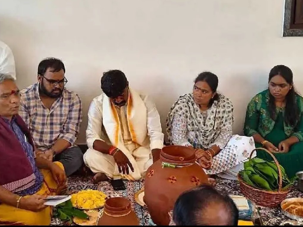 ఎమ్మెల్యే వీరేశం కార్యాలయంలో ఉగాది పంచాంగం