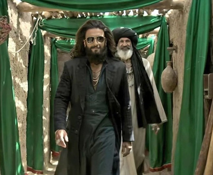 ‘ధురంధర్ 2’ తెలుగు వెర్షన్ షోలు రద్దు!