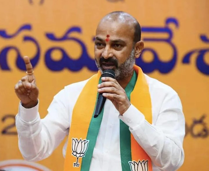 MIM ఎమ్మెల్యేల తీరు సరికాదు: బండి సంజయ్
