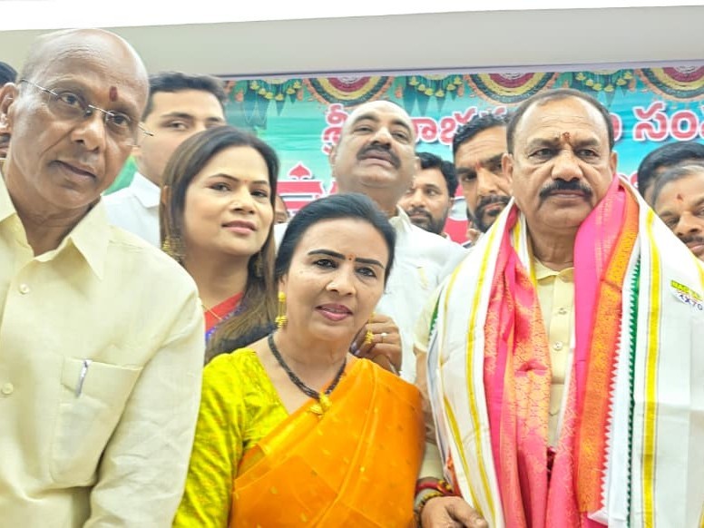 పంచాంగ శ్రవణ కార్యక్రమానికి హాజరైన వైస్ ప్రెసిడెంట్