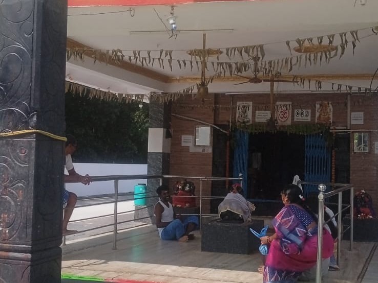 అమరేశ్వర స్వామి ఆలయంలో పూజలు