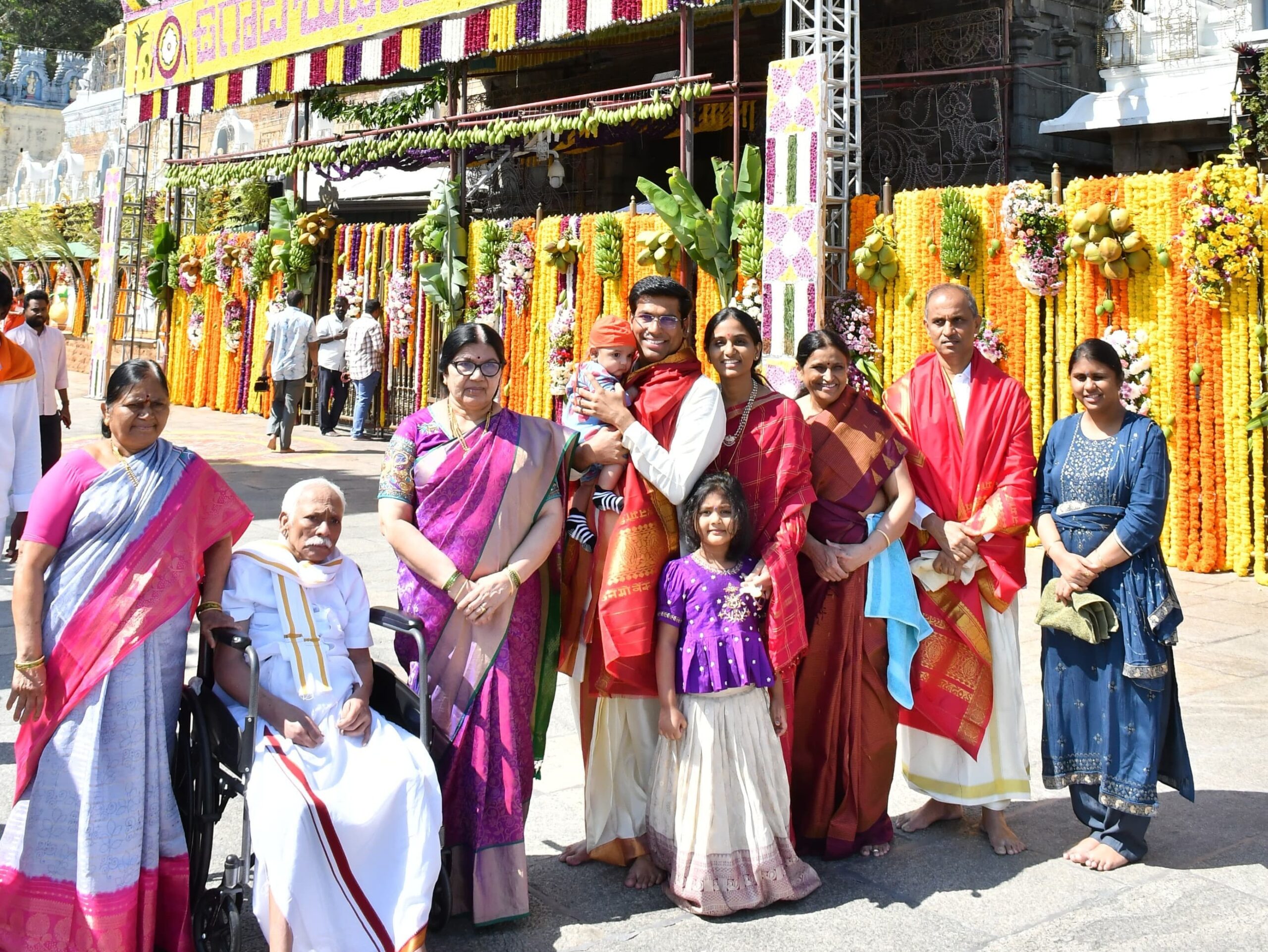 తిరుమల శ్రీవారిని దర్శించిన కలెక్టర్