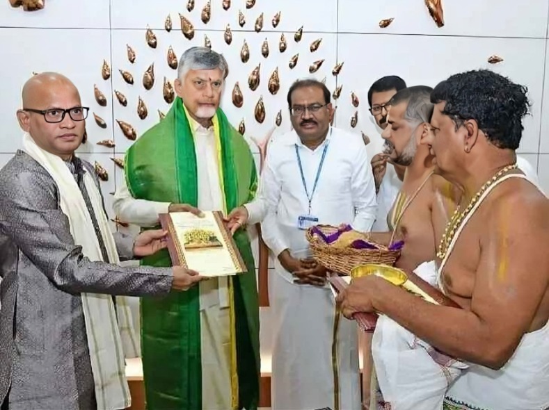 ఒంటిమిట్ట బ్రహ్మోత్సవాలకు సీఎంకు ఆహ్వానం