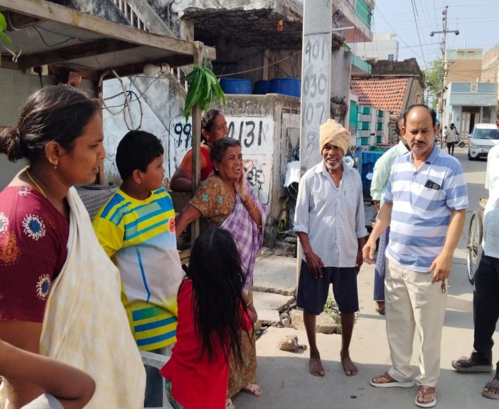 పదవితో పని లేకుండా ప్రజల సమస్యల పరిష్కారానికి కృషి