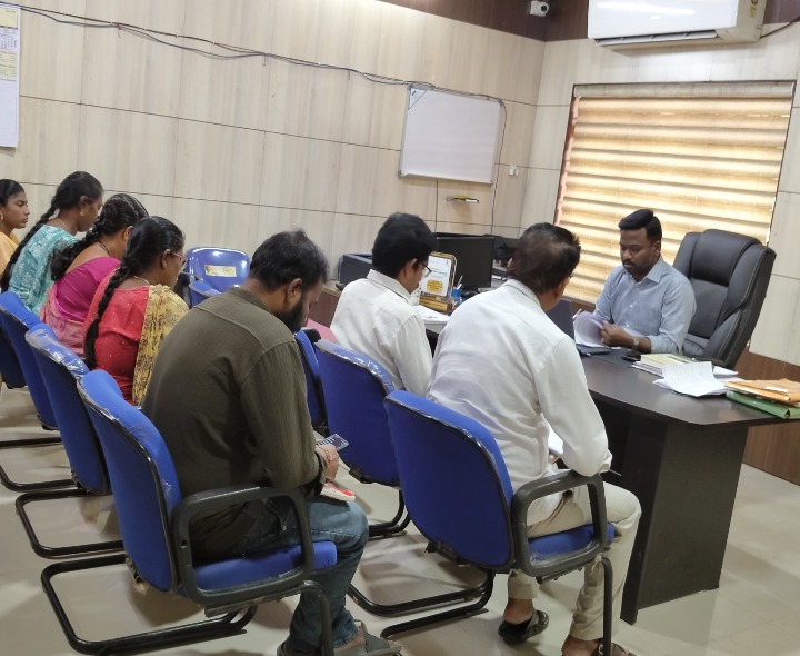 ‘ఈ నెల 31 లోపు రుణాలు మంజూరు చేయించుకోవాలి’