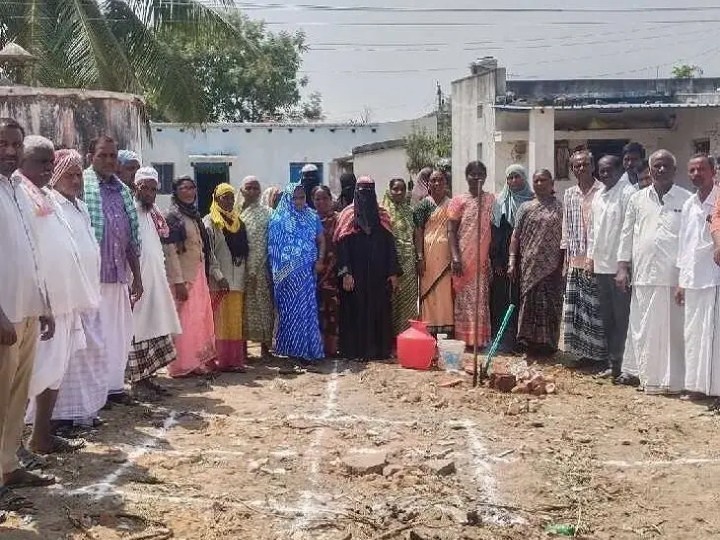 మహిళా మండల భవన నిర్మాణానికి భూమిపూజ