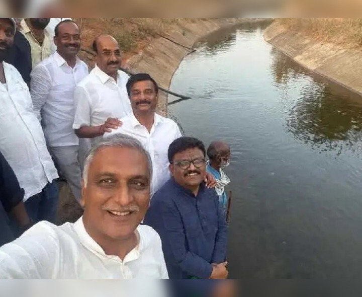 హరీశ్ రావు ‘సెల్ఫీ’ విత్ కాళేశ్వరం కాలువ