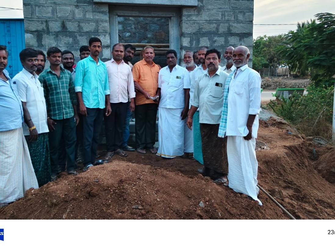 రామాలయ నిర్మాణానికి విరాళం అందజేత