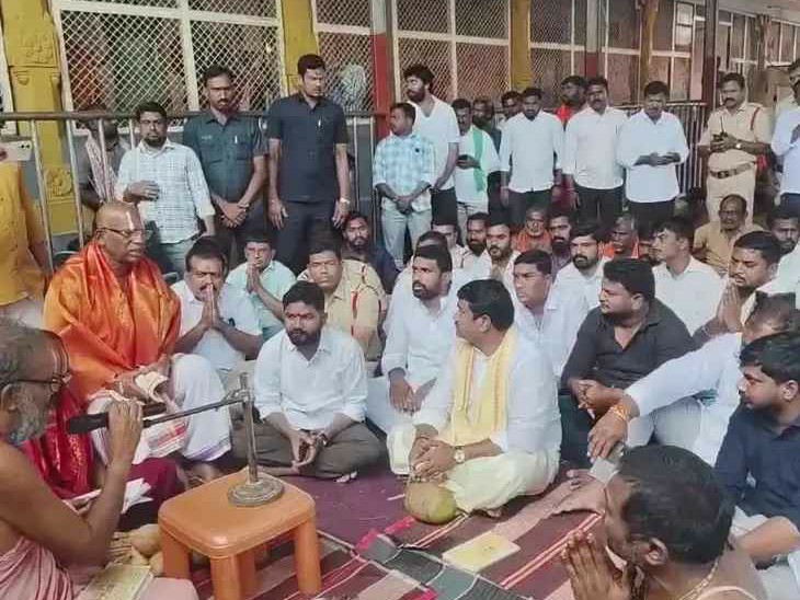 పంచాంగ శ్రవణంలో పాల్గొన్న ఎమ్మెల్యే