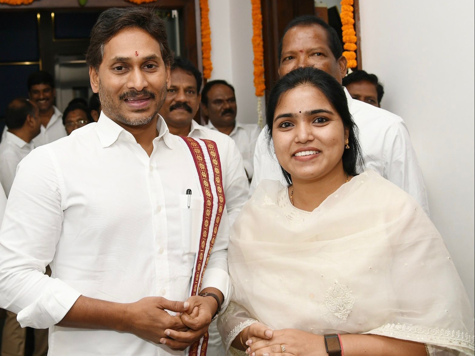 మాజీ సీఎంకి ఉగాది శుభాకాంక్షలు తెలిపిన ఎంపీ