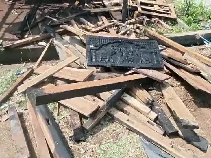 షార్ట్ సర్క్యూట్‌.. 8 లక్షల ఆస్తి నష్టం