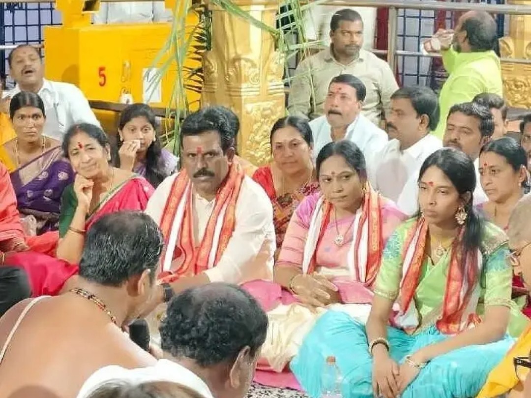 కురుమూర్తి ఆలయంలో ఎమ్మెల్యే ప్రత్యేక పూజలు