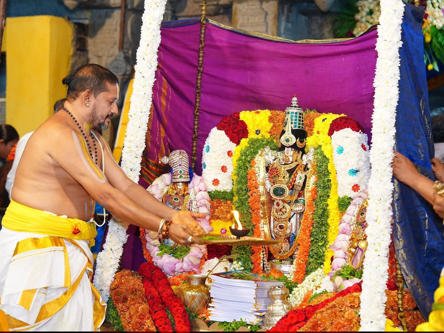 కదిరి క్షేత్రంలో ఉగాది పంచాంగ శ్రవణం