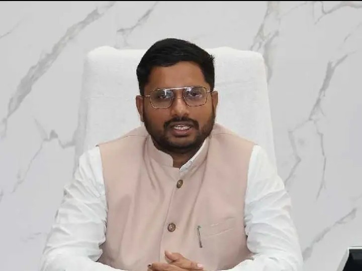 గ్యాస్ వినియోగదారులు అప్రమత్తంగా ఉండాలి: కలెక్టర్