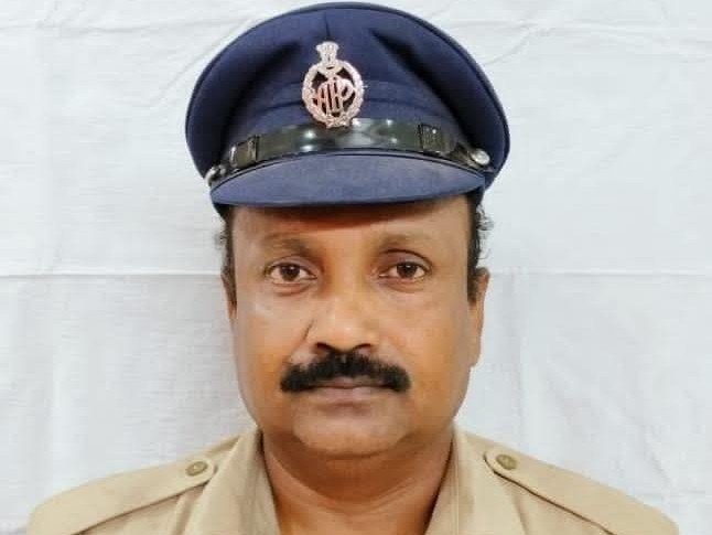 సేవా పురస్కారానికి ఎంపికైన కానిస్టేబుల్ రామచంద్రరావు