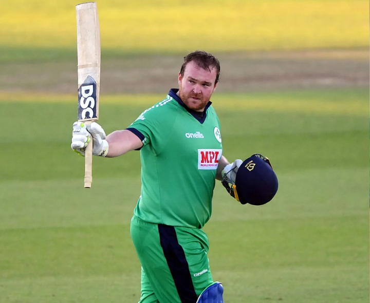 కెప్టెన్సీ నుంచి వైదొలగిన సీనియర్