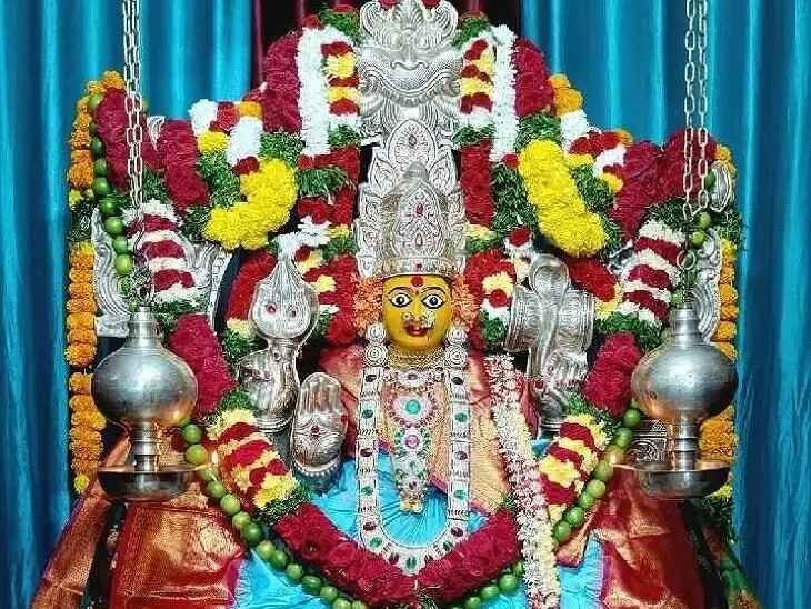 జమ్ములమ్మ ఆలయంలో భక్తుల రద్దీ