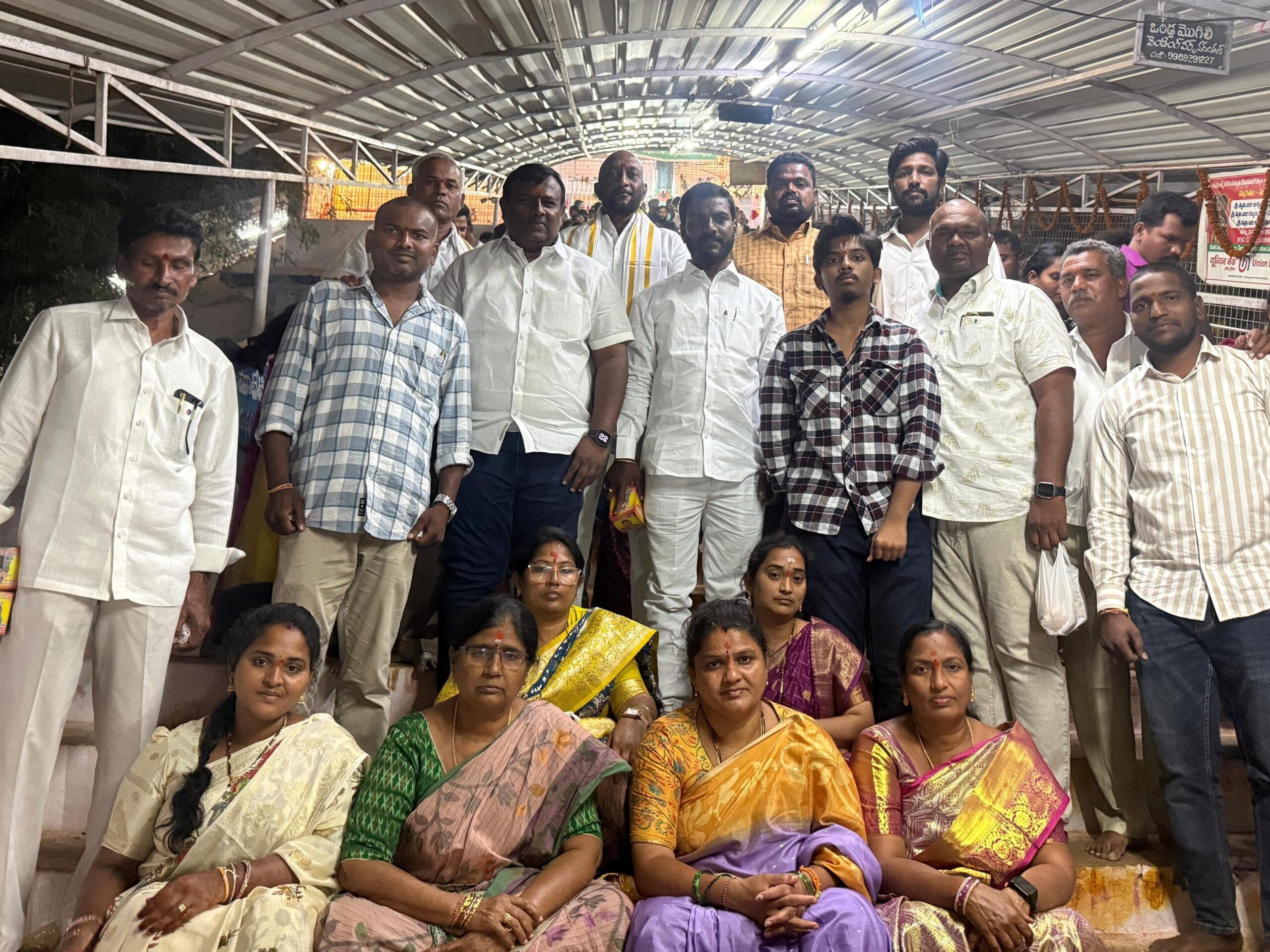 కొమ్మాలలో నర్సంపేట పాలకమండలి సభ్యుల పూజలు