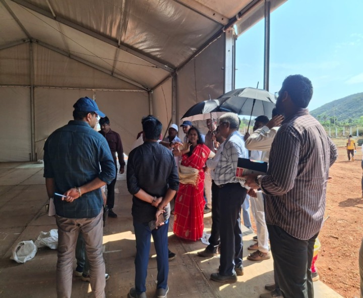 శంకుస్థాపన ఏర్పాట్లను పరిశీలించిన కలెక్టర్