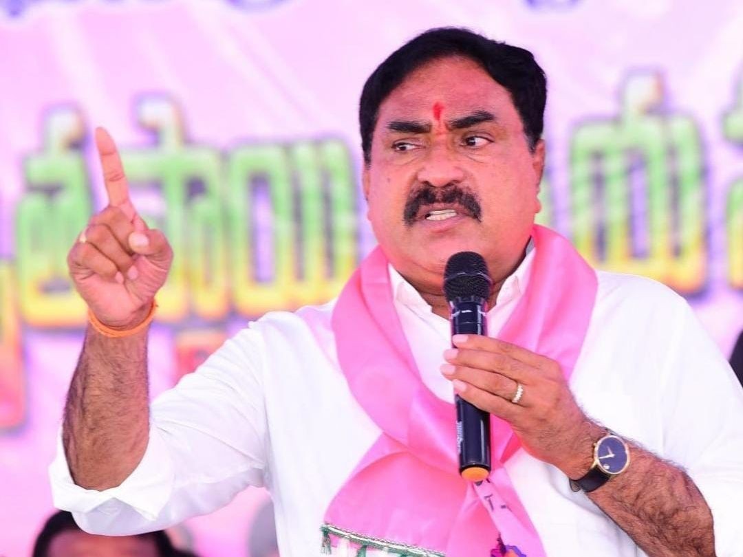 మక్కల కొనుగోలు వెంటనే ప్రారంభించాలి: ఎర్రబెల్లి