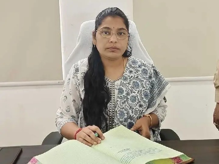 ప్రత్యేక అధికారిగా బాధ్యతలు చేపట్టిన ఆర్డీవో  పావని