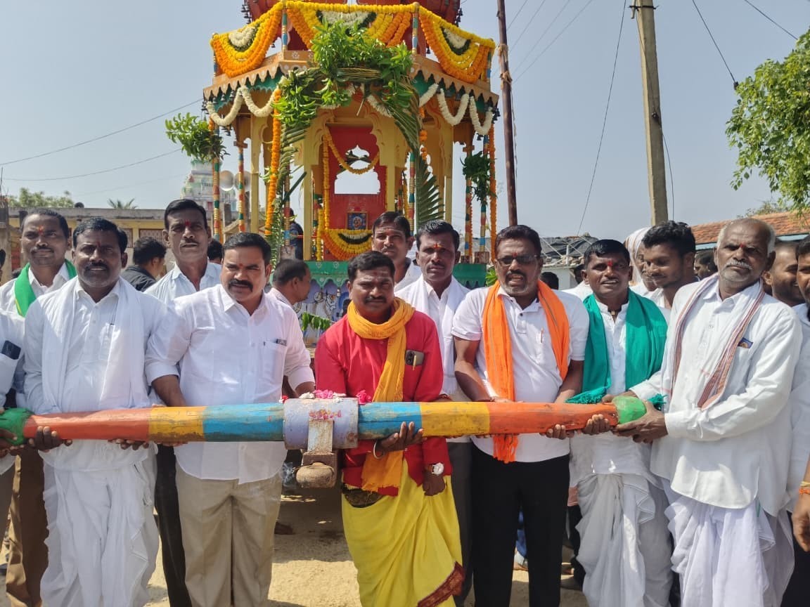 జాతర ఉత్సవాల్లో రథోత్సవం