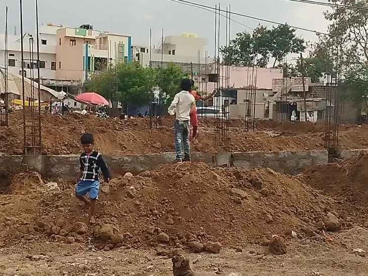 దేవనకొండలో ముమ్మరంగా ఆరోగ్య కేంద్రం పనులు