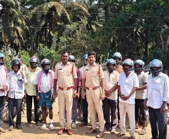 హెల్మెట్ తప్పనిసరిగా ధరించాలి: CI