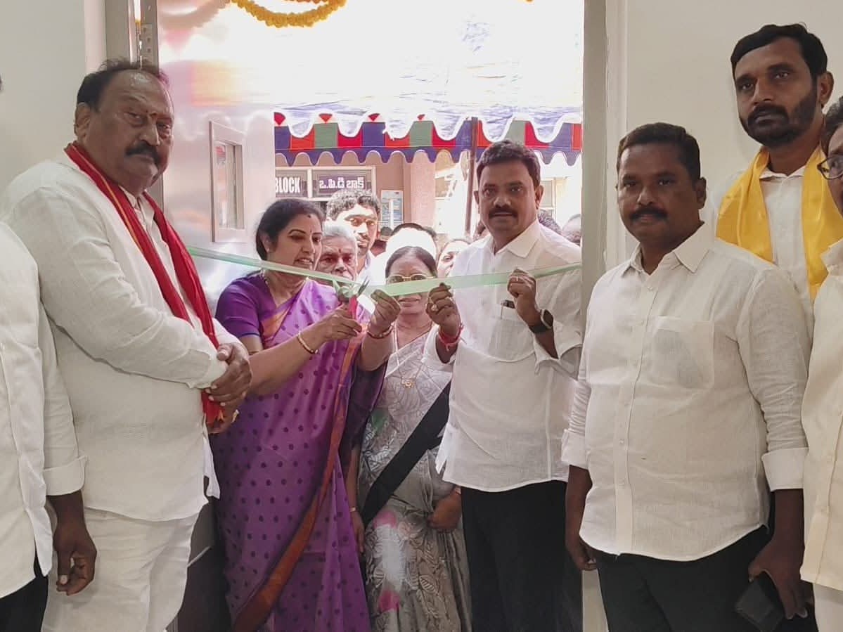 ‘ఆసుపత్రిలో మౌలిక వసతుల కల్పనకు ప్రభుత్వం కృషి’