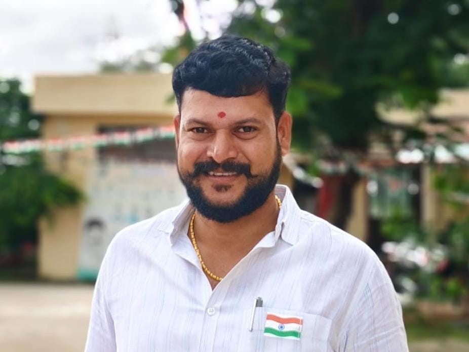 జిల్లా కాంగ్రెస్ కార్యదర్శిగా వెంకటేష్ యాదవ్