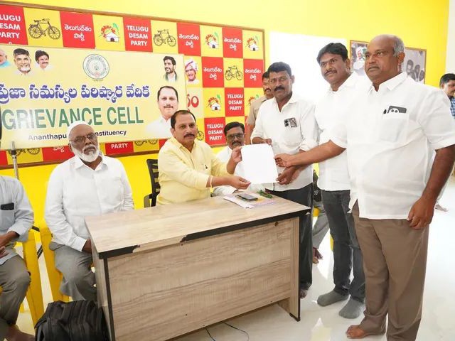ప్రాధాన్యతల వారీగా సమస్యల పరిష్కారం: ఎమ్మెల్యే