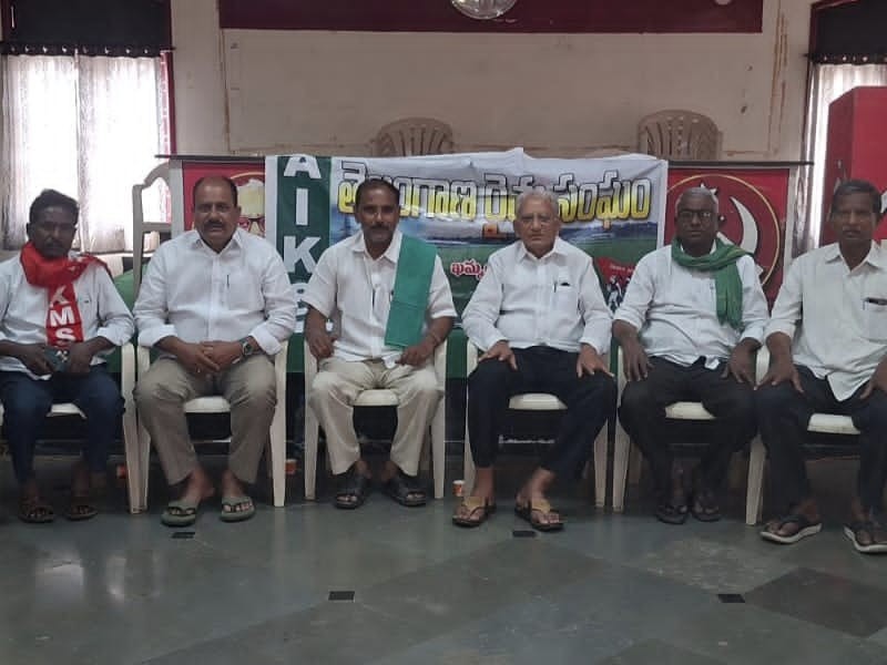 ‘కేంద్ర ప్రభుత్వం వైఖరిని మార్చుకోవాలి’