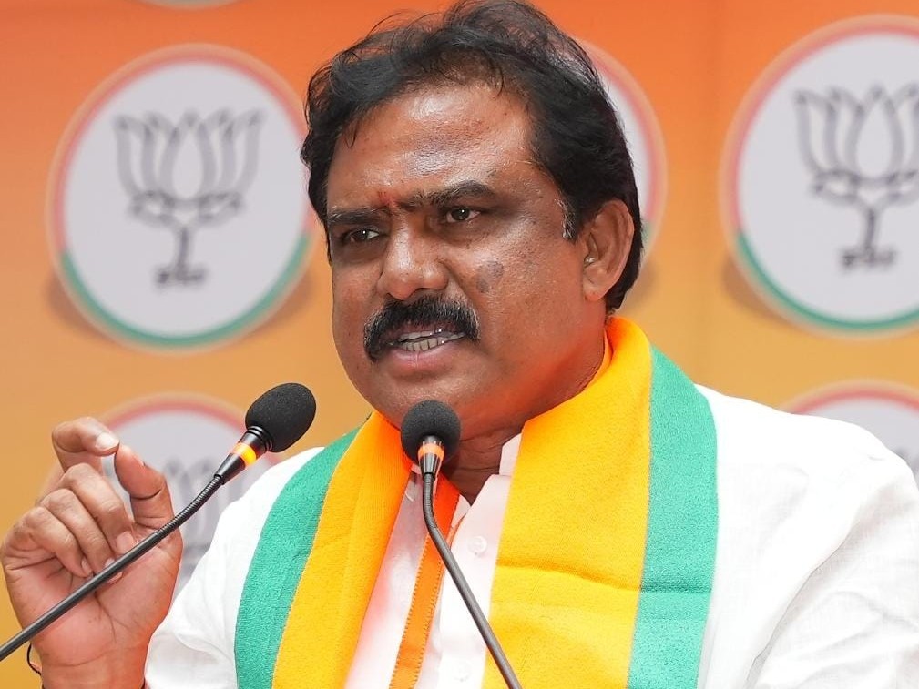 లోన లొటారం, పైన పటారంగా రాష్ట్ర బడ్జెట్: MLA