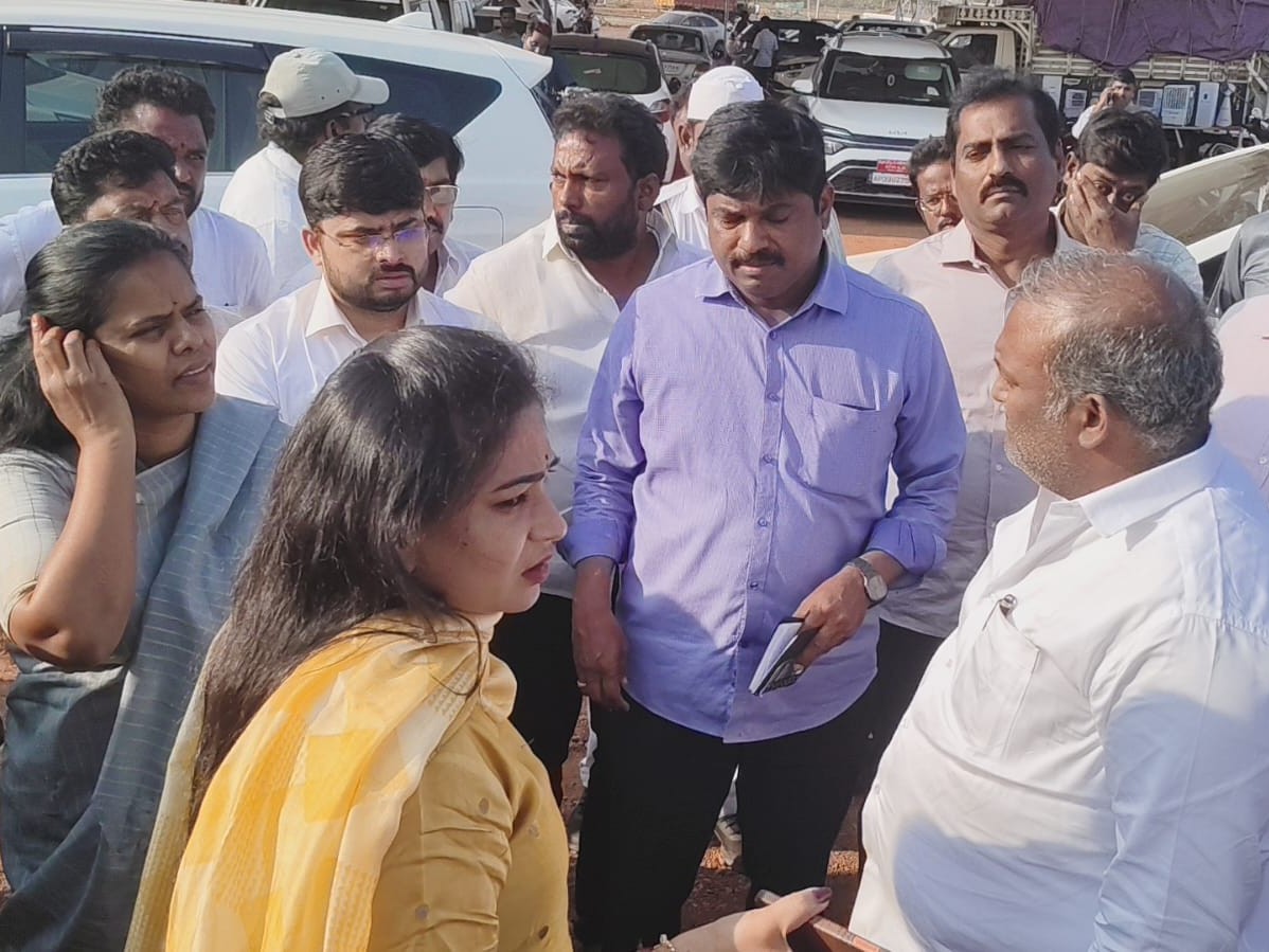 ‘పటిష్టమైన భద్రత ఏర్పాట్లు చేయాలి’