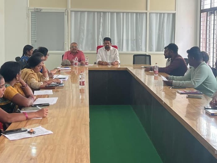 ‘బకాయిలు 100% వసూలు చేయాలి’