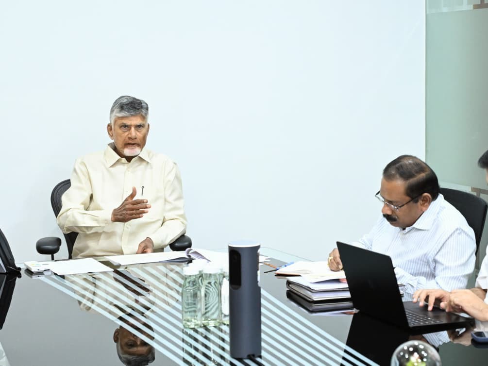 ‘LPG సిలిండర్ల సరఫరాకు అంతరాయం రానివ్వొద్దు’